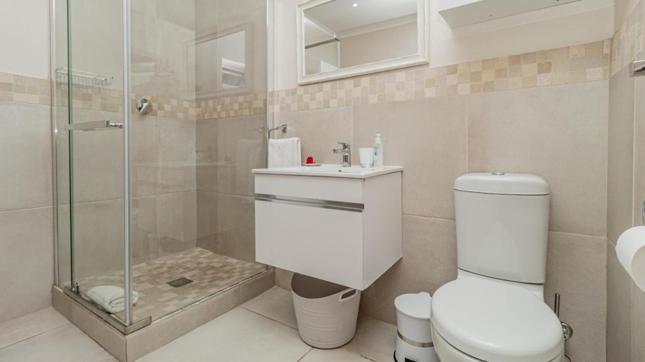 Sea Breeze Hotell Bloubergstrand Eksteriør bilde