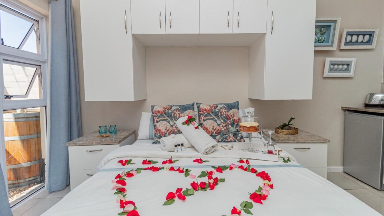 Sea Breeze Hotell Bloubergstrand Eksteriør bilde
